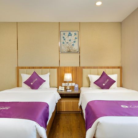 Lavender Riverside Hotel Da Nang Exterior photo