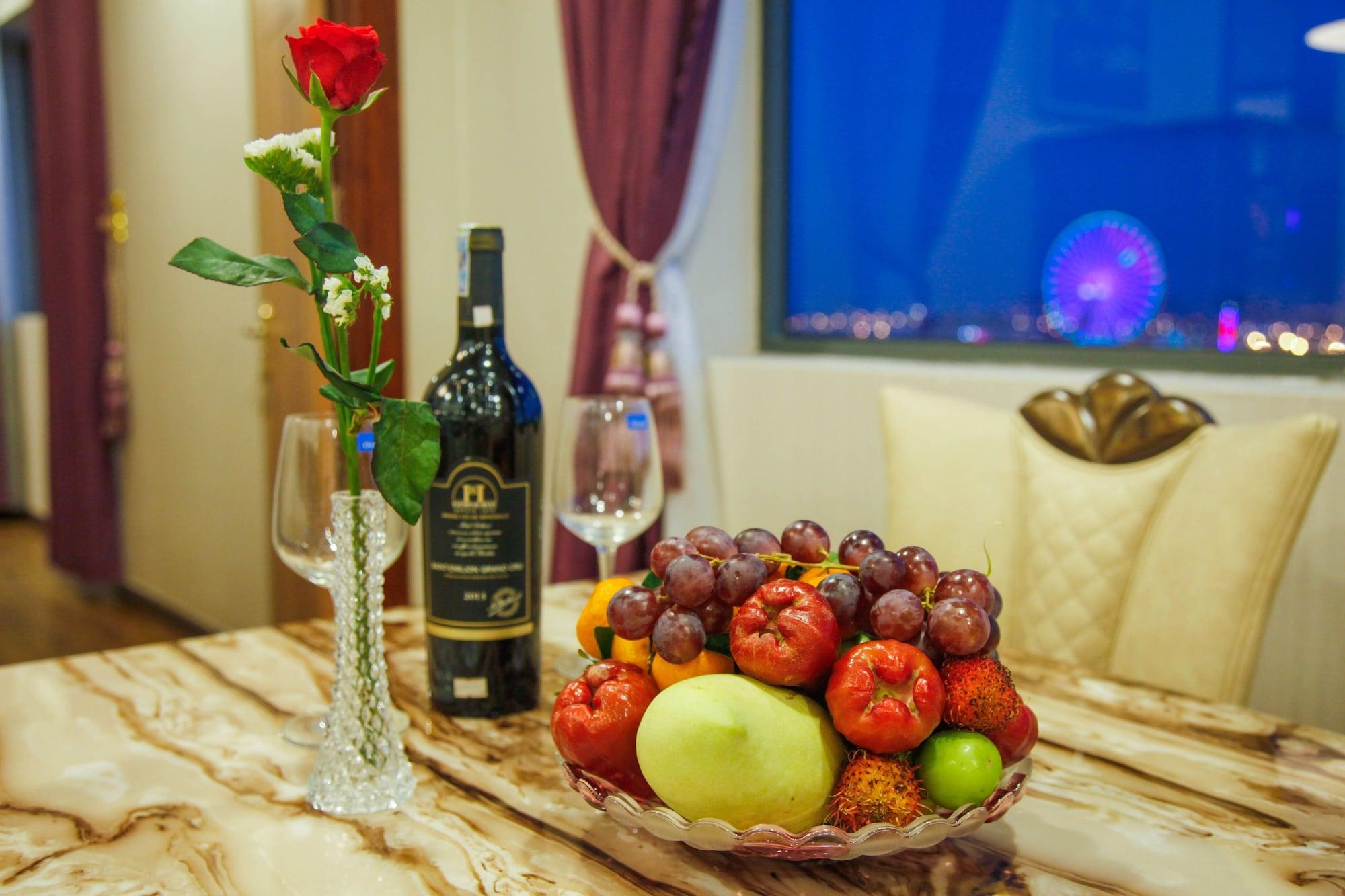 Lavender Riverside Hotel Da Nang Exterior photo