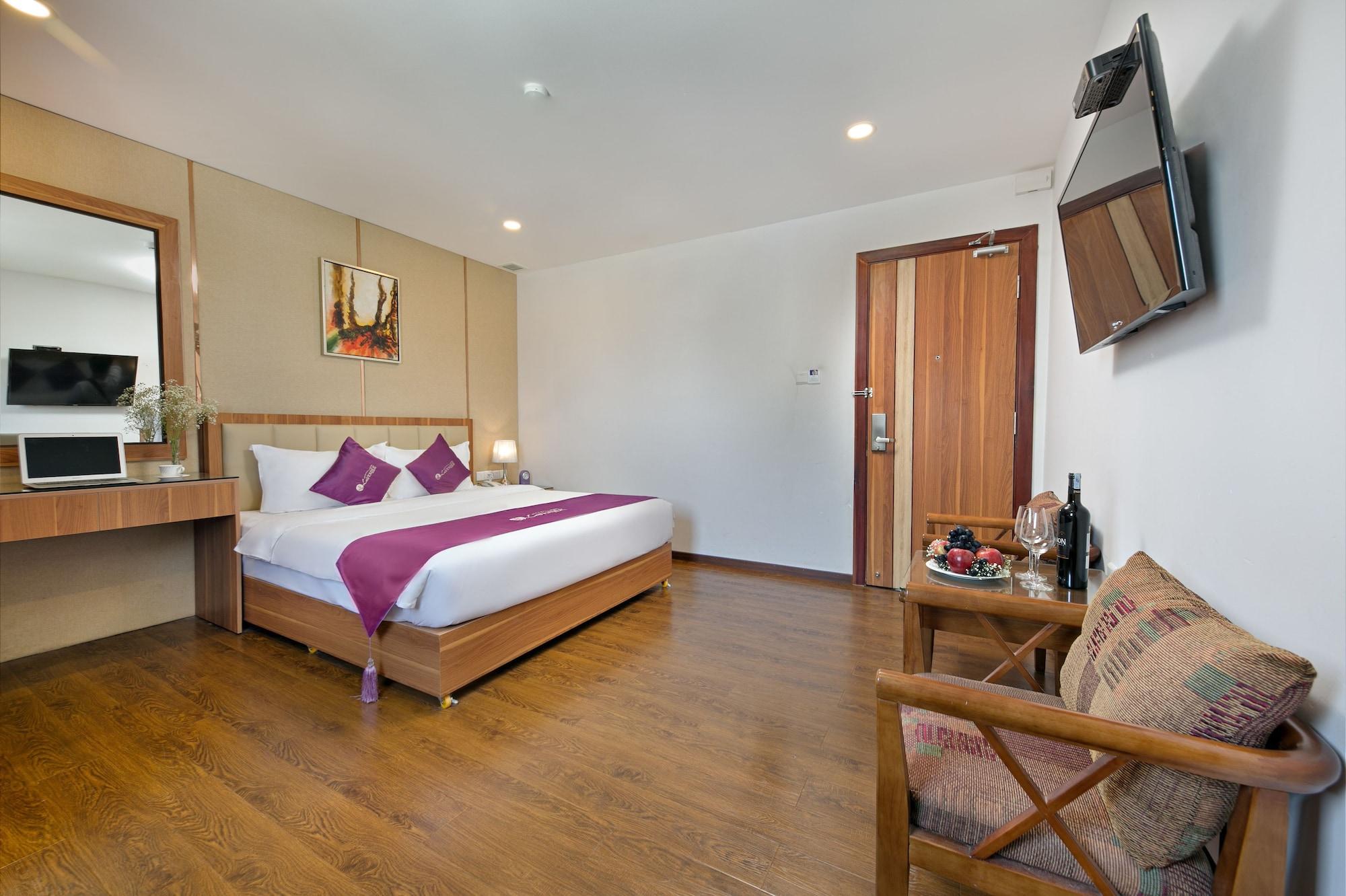 Lavender Riverside Hotel Da Nang Exterior photo