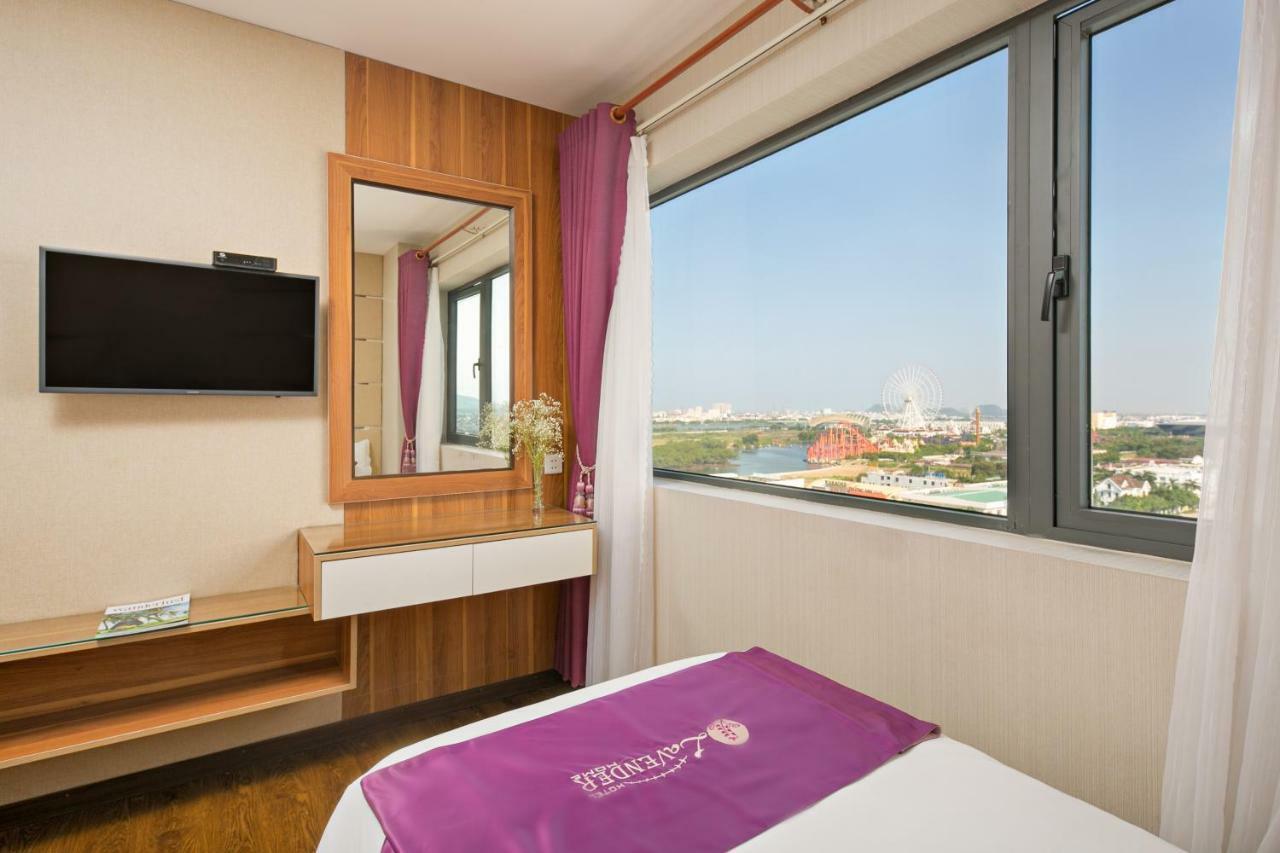 Lavender Riverside Hotel Da Nang Exterior photo