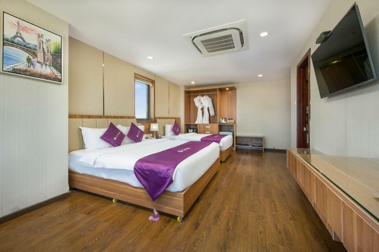 Lavender Riverside Hotel Da Nang Exterior photo
