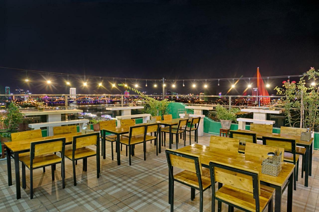 Lavender Riverside Hotel Da Nang Exterior photo